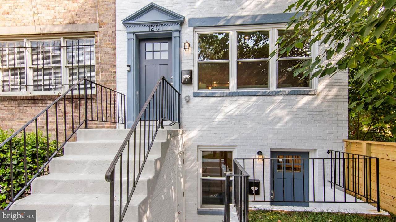 1201 Potomac Avenue - Photo 1