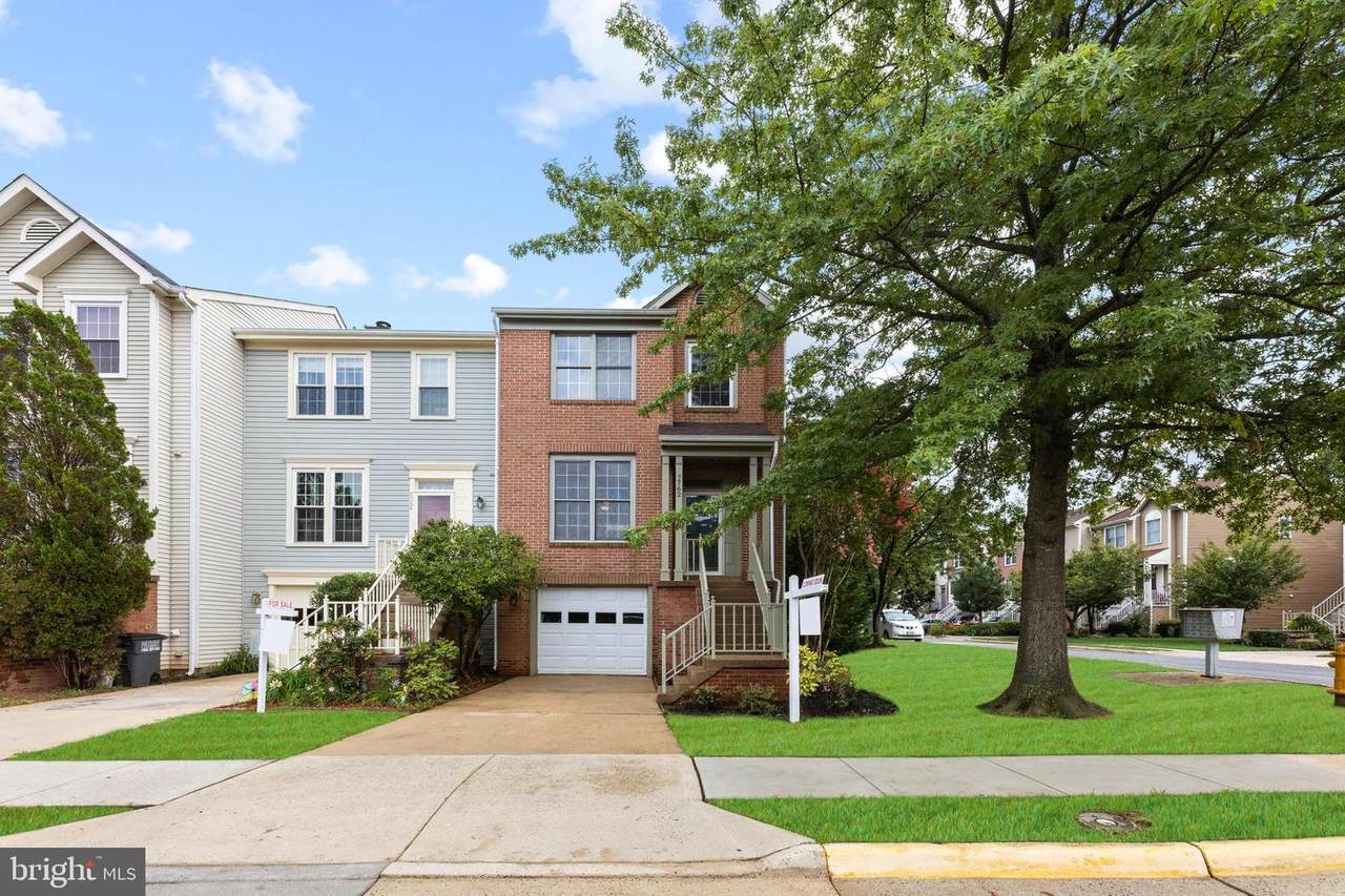 7762 Black Horse Court - Photo 1