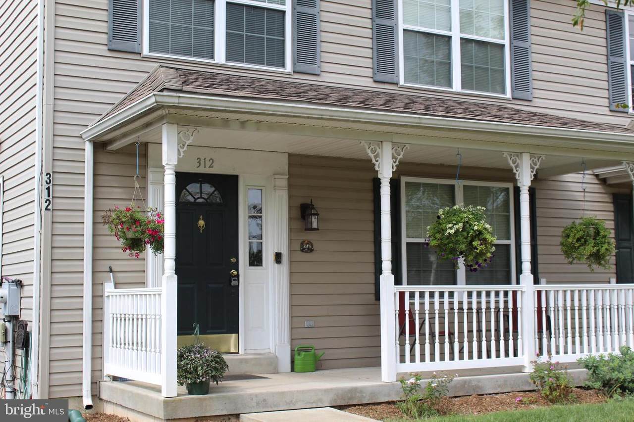 312 Washington Street - Photo 1