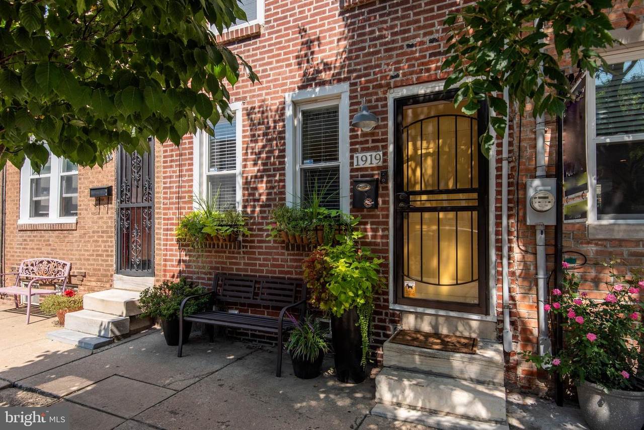 1919 Manton Street - Photo 1