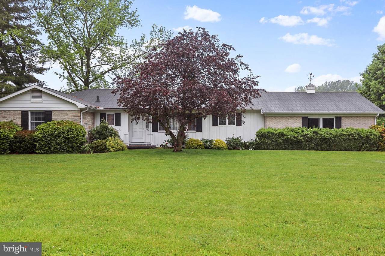 250 Moss Spring Avenue - Photo 1