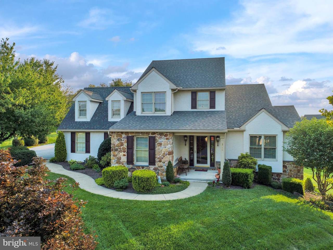 326 Steeplechase Drive - Photo 1
