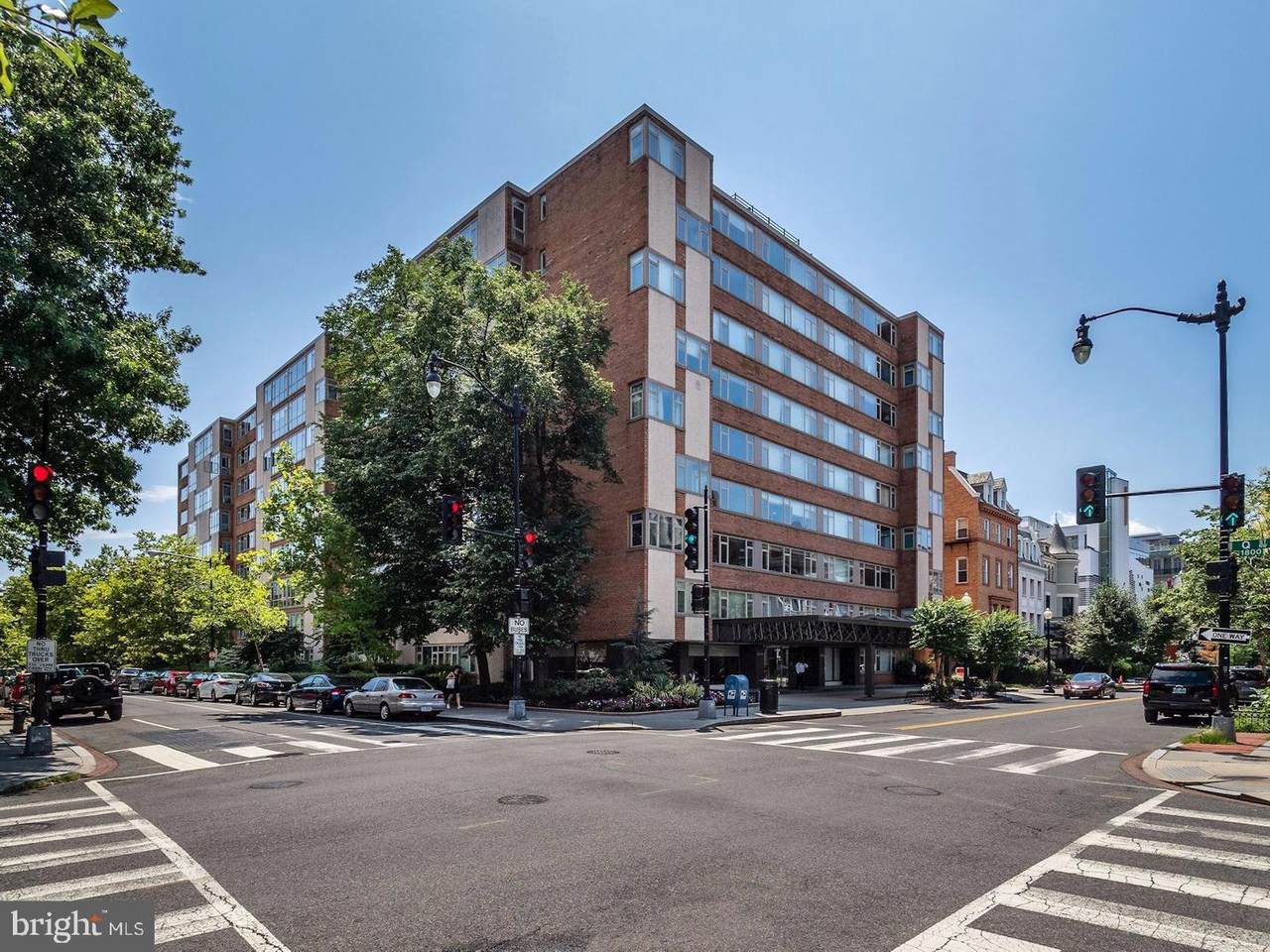1545 18TH Street - Photo 1