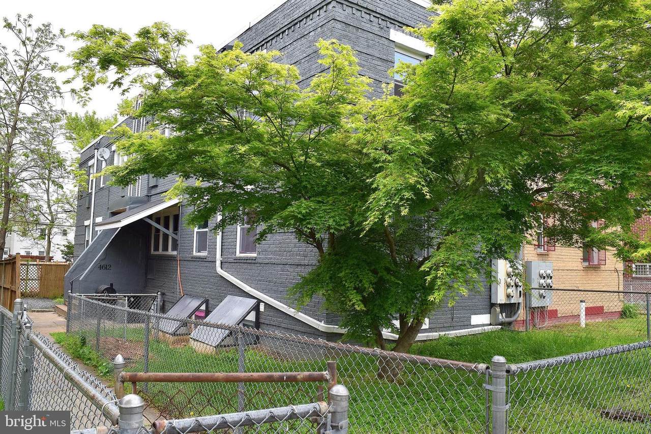 4612 Hillside Road - Photo 1