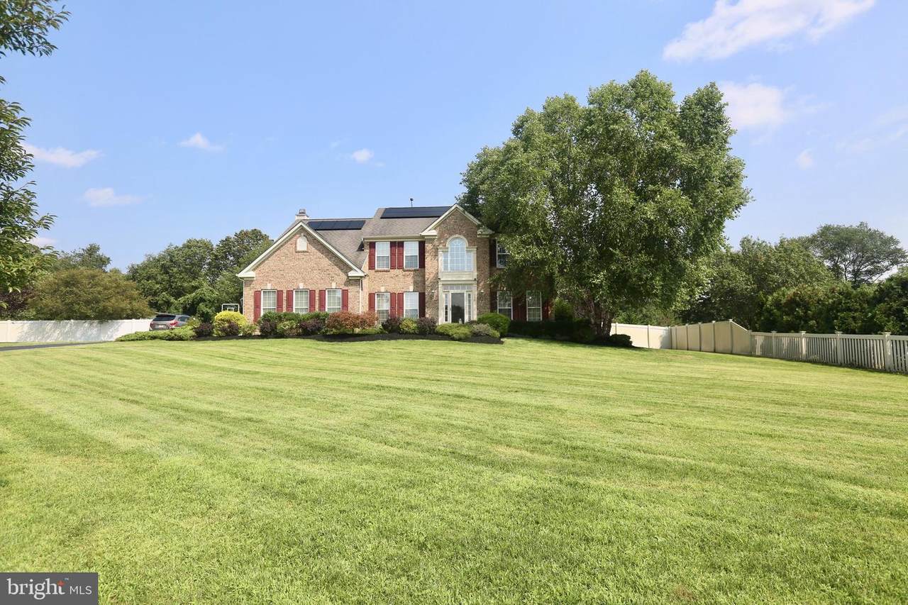 114 Revere Drive - Photo 1