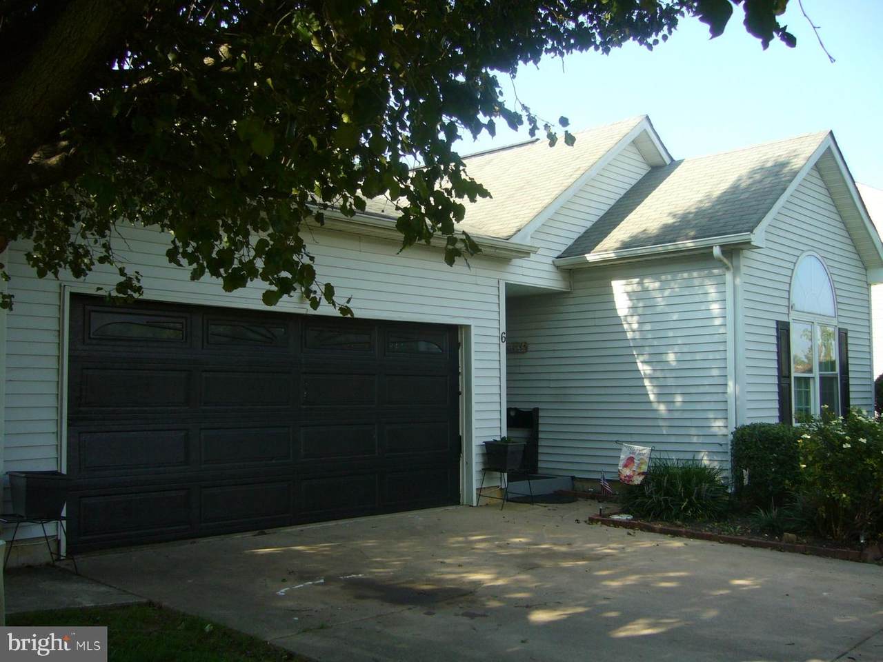 6 Charles Drive - Photo 1