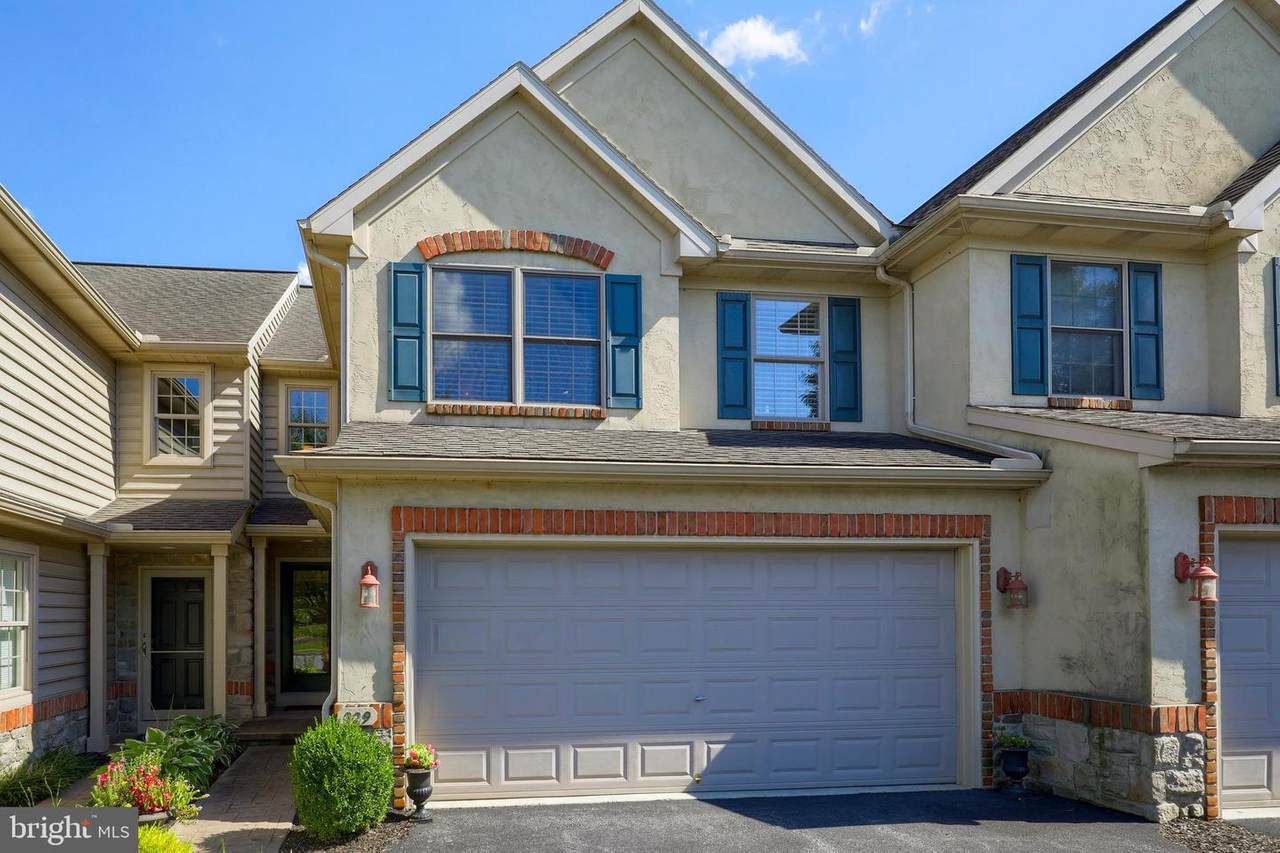 229 Fieldcrest Lane - Photo 1
