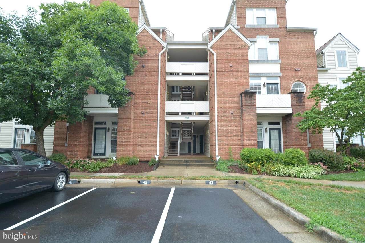 7004 Ellingham Circle - Photo 1