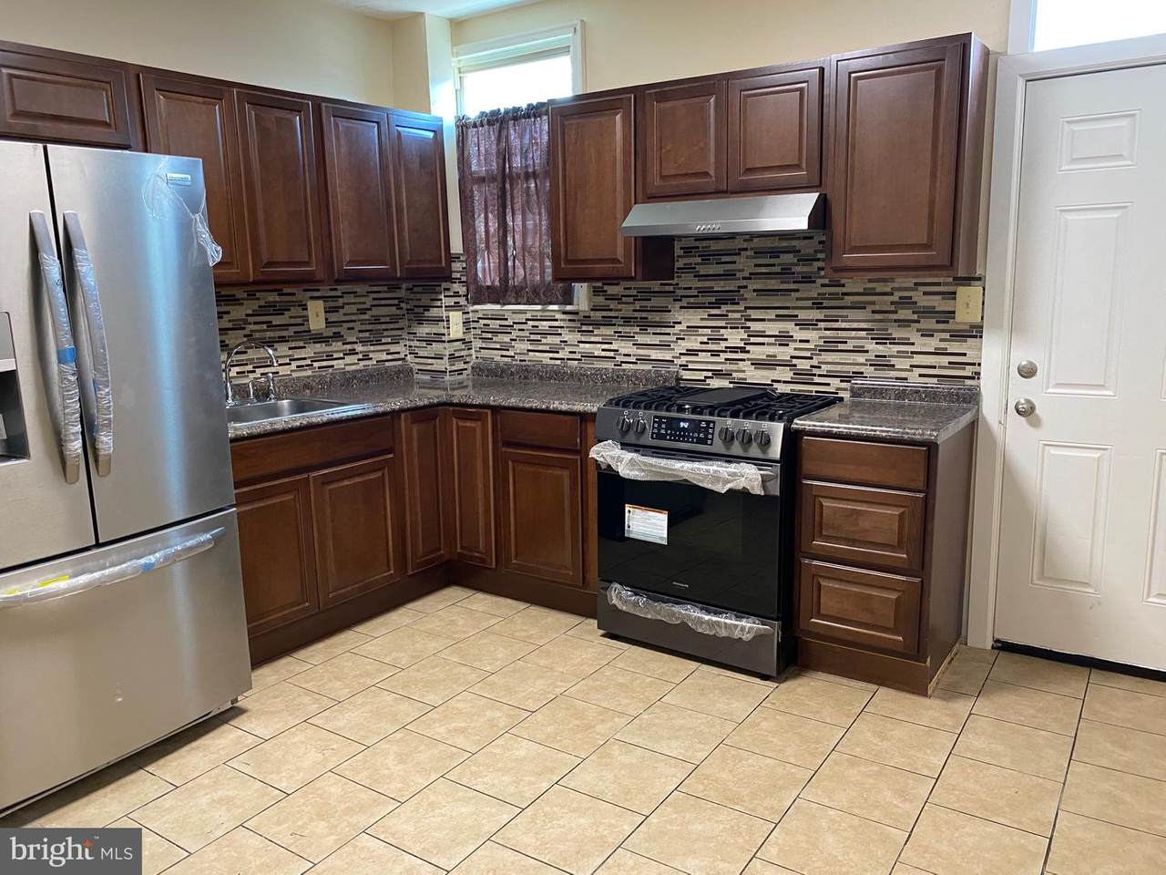 2727 Miles Avenue - Photo 1