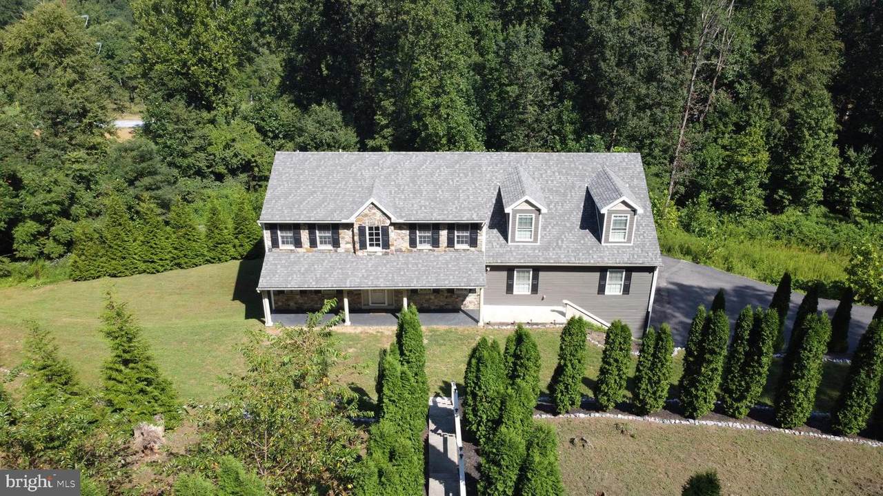 54 Lakewood Drive - Photo 1