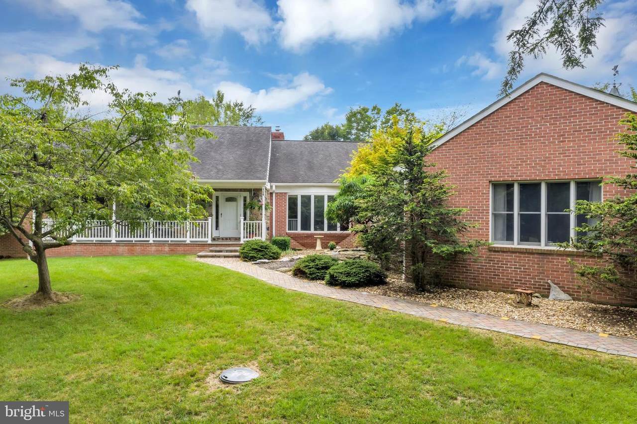 171 Meadow Drive - Photo 1