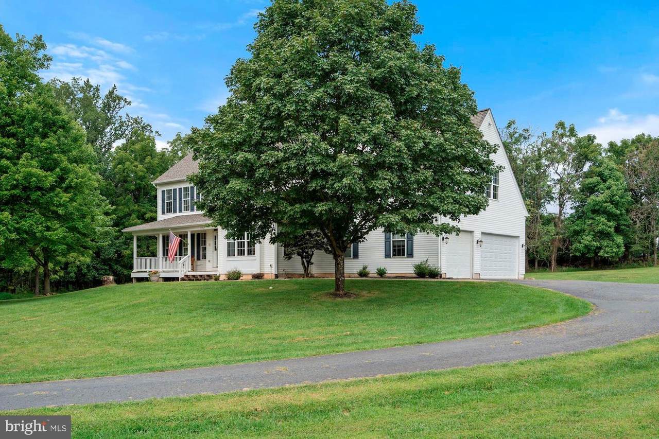35924 Pond Ct - Photo 1
