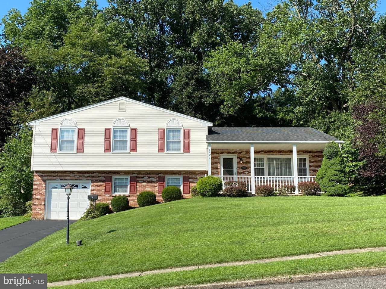 2840 Overlook Drive - Photo 1