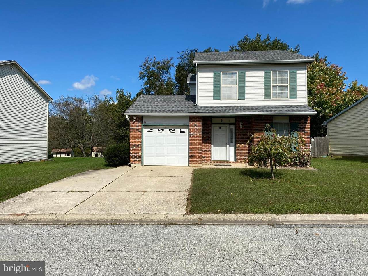 6 Iris Lane - Photo 1