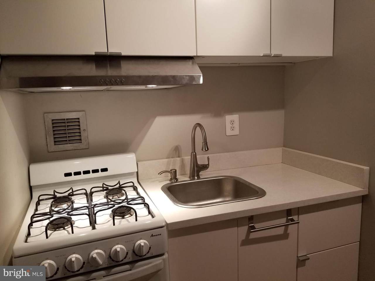 1011 Arlington Boulevard - Photo 1