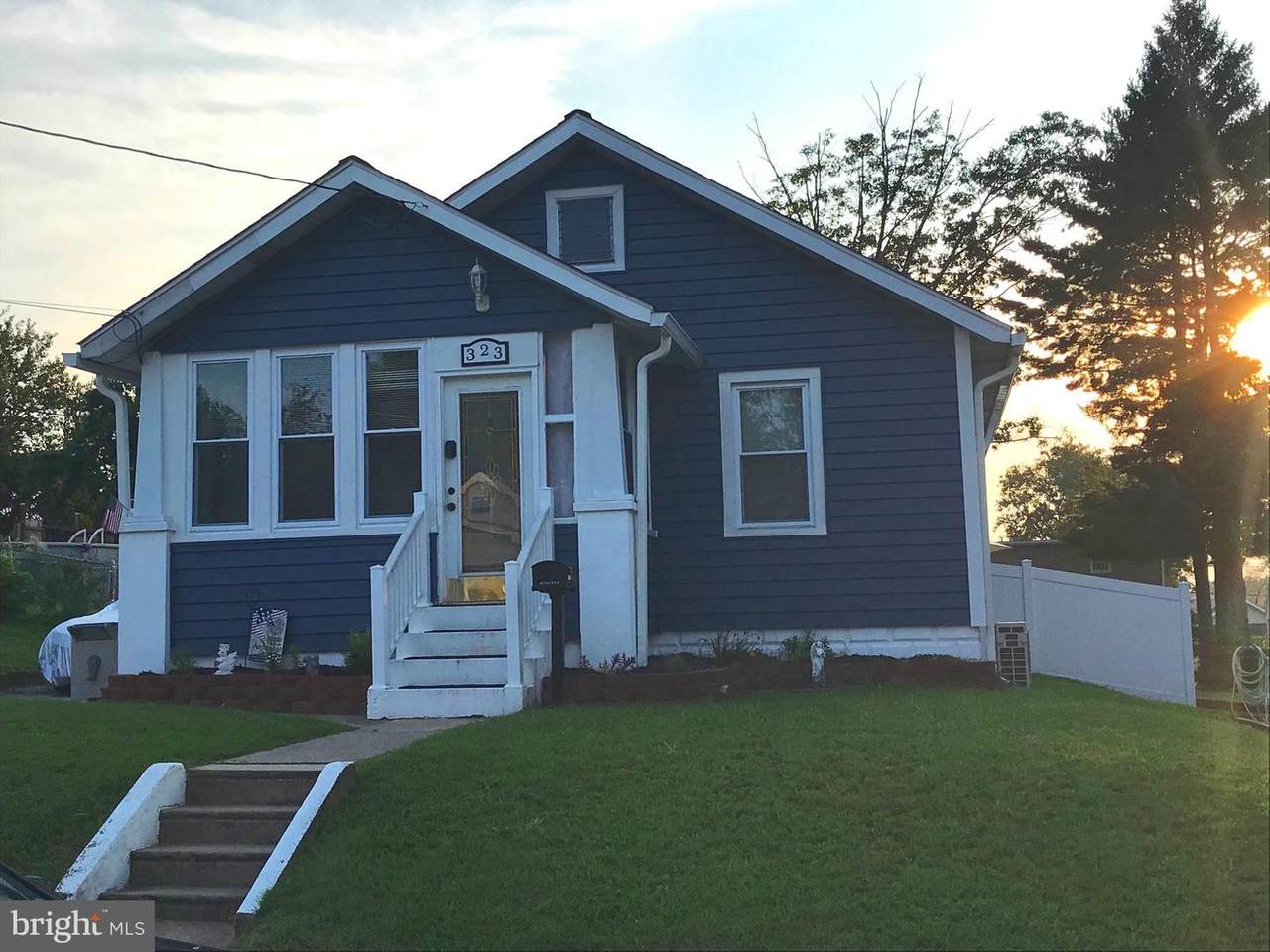 323 Oakland Avenue - Photo 1