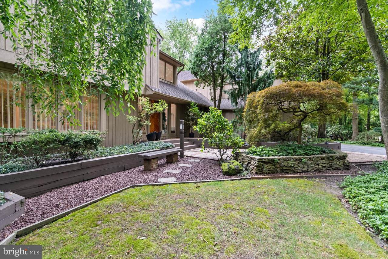 17 Southwood Drive - Photo 1