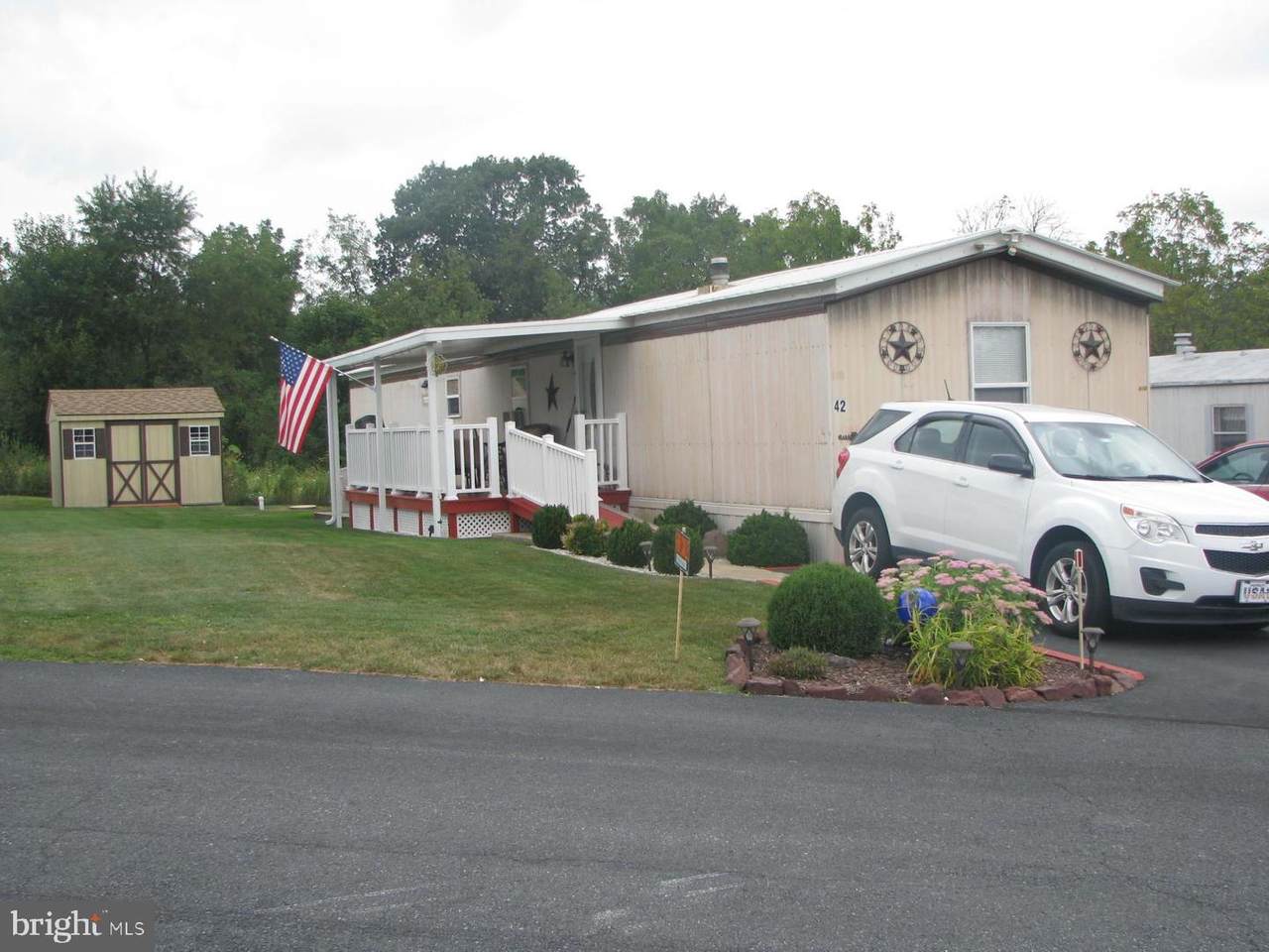 42 Sunrise Court - Photo 1