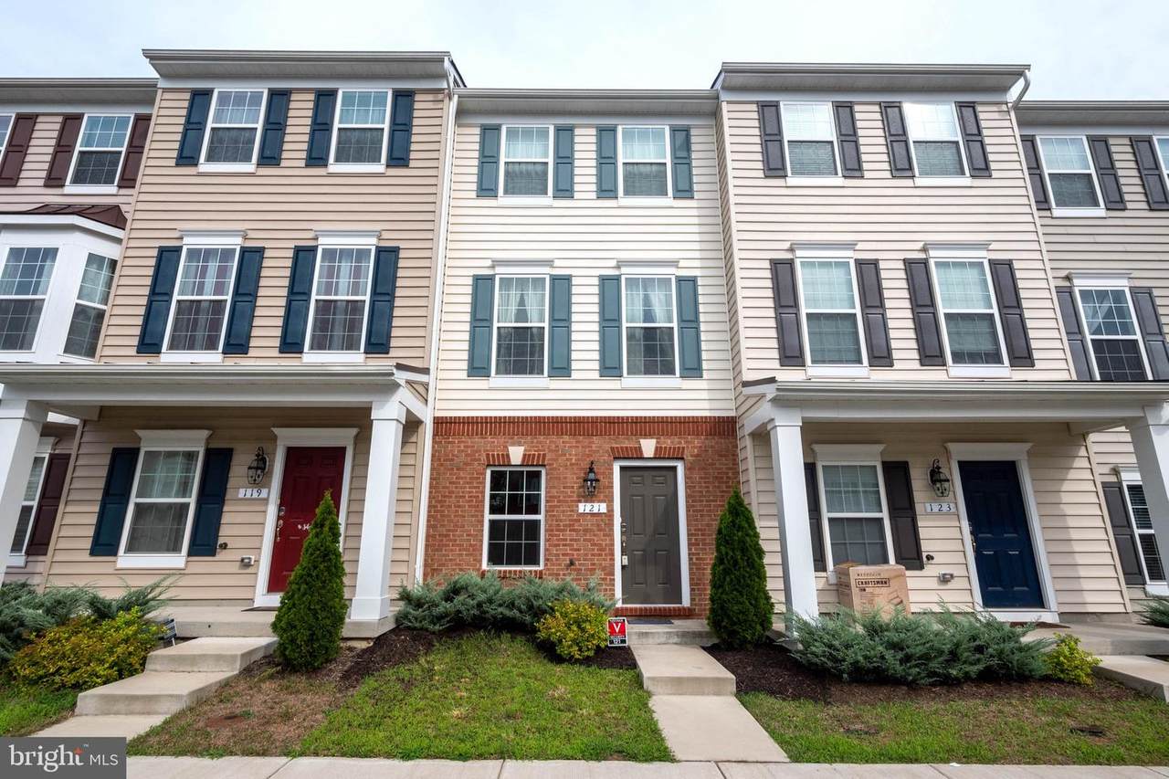 121 Tree Line Drive - Photo 1