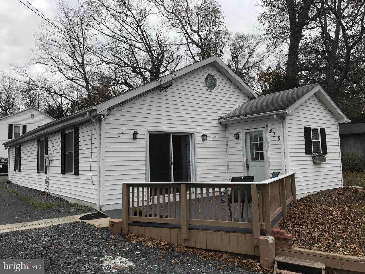 315 South Drive - Photo 1