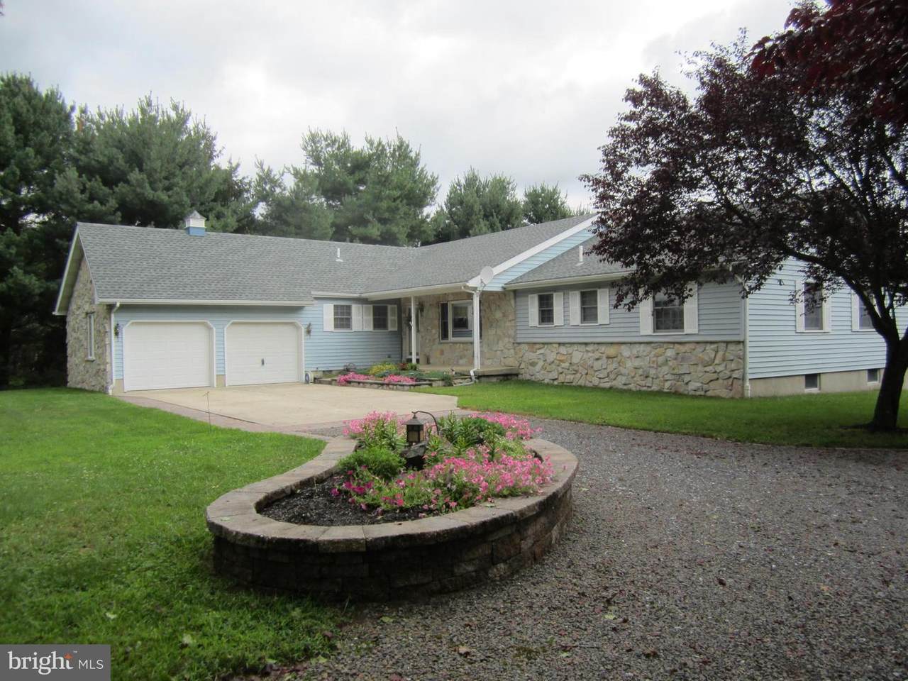348 Eayrestown Road - Photo 1