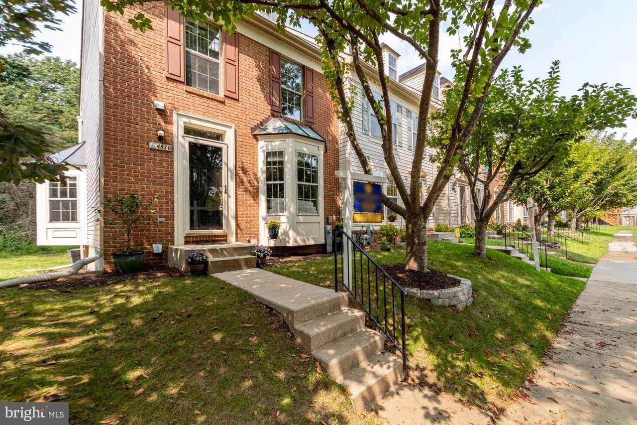 4816 Wainwright Circle - Photo 1