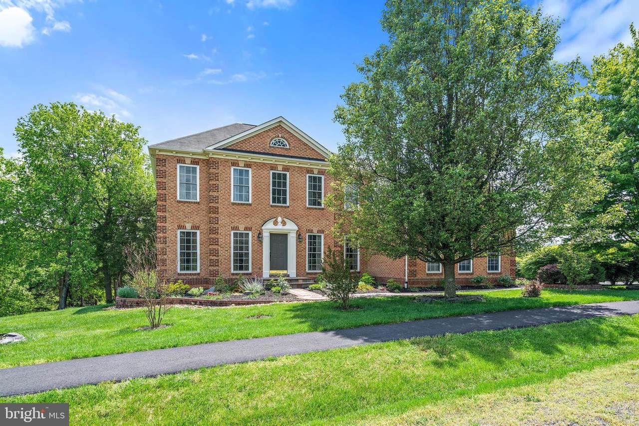 7565 Coopers Hawk Drive - Photo 1