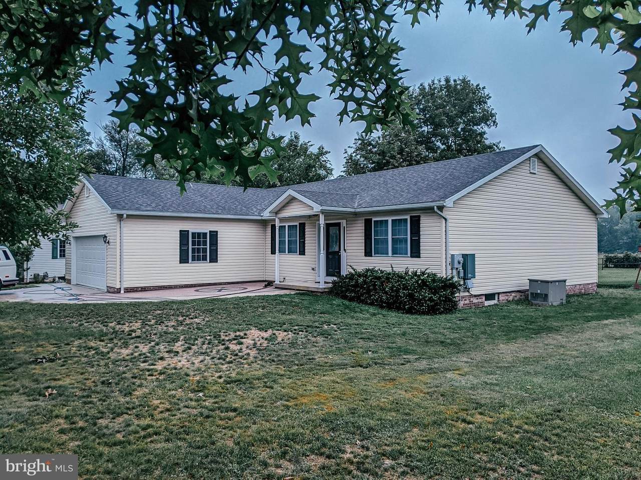 19 Glenwood Drive - Photo 1