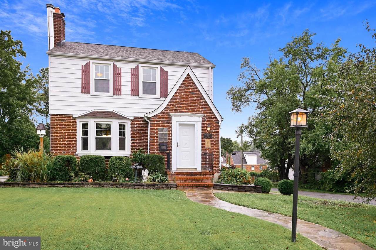 201 Elinor Avenue - Photo 1