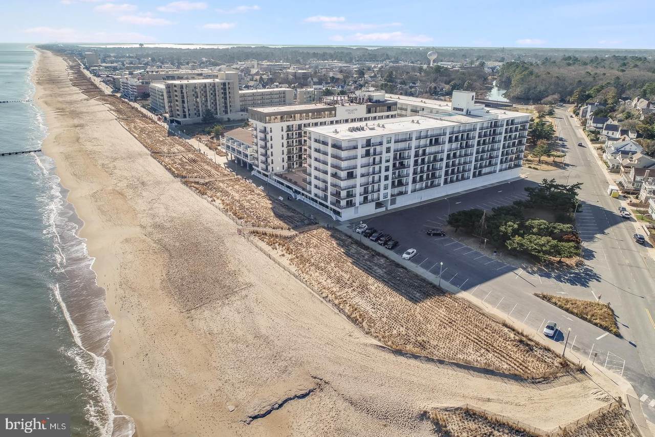 527 Boardwalk - Photo 1