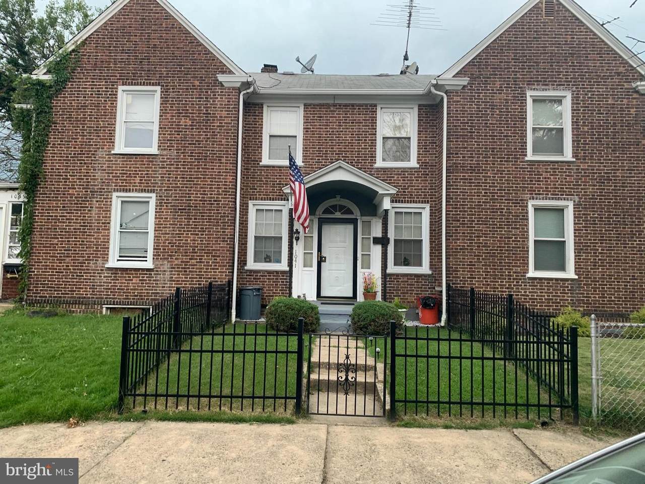 1041 Ironside Road - Photo 1