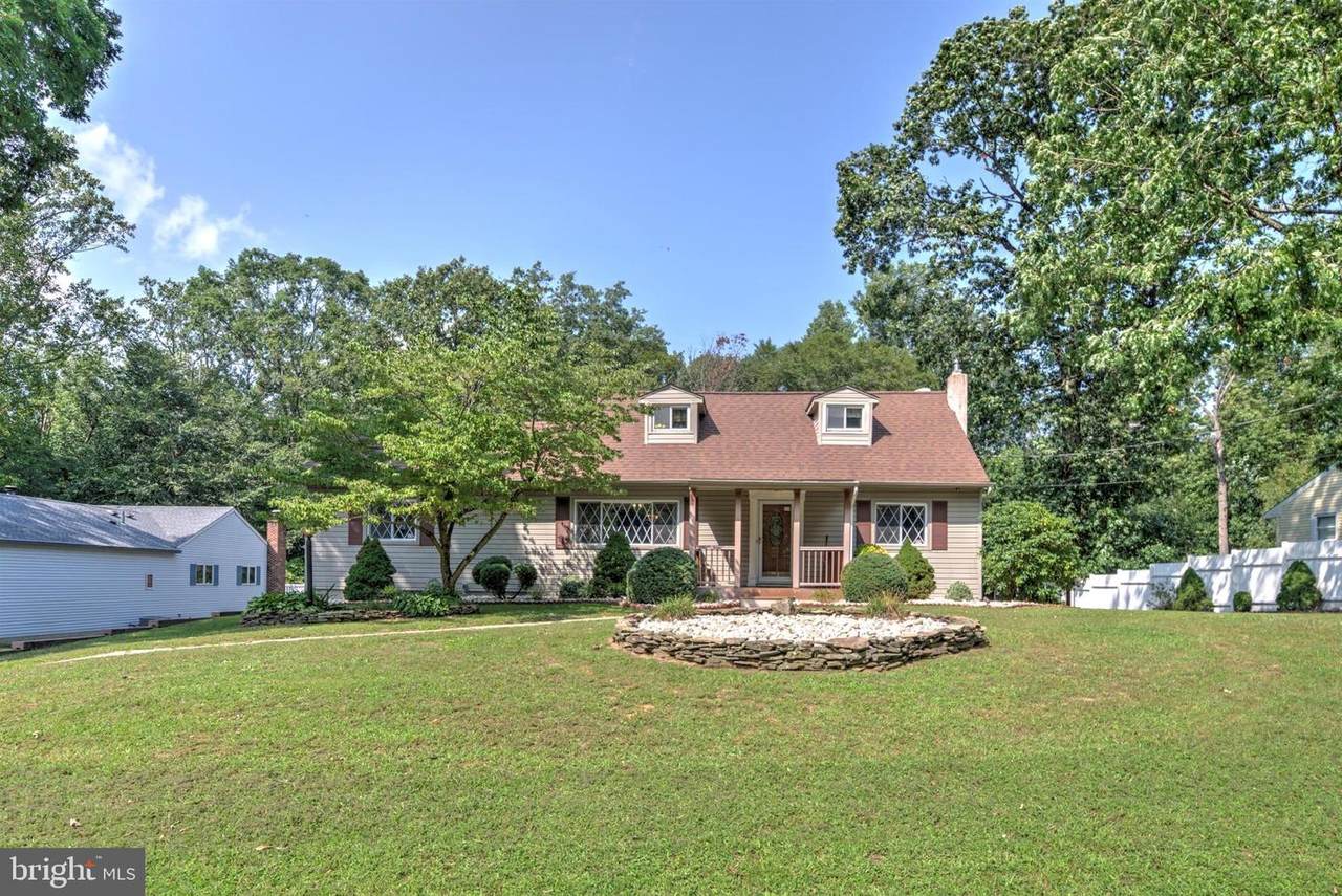 49 Oak Lane - Photo 1