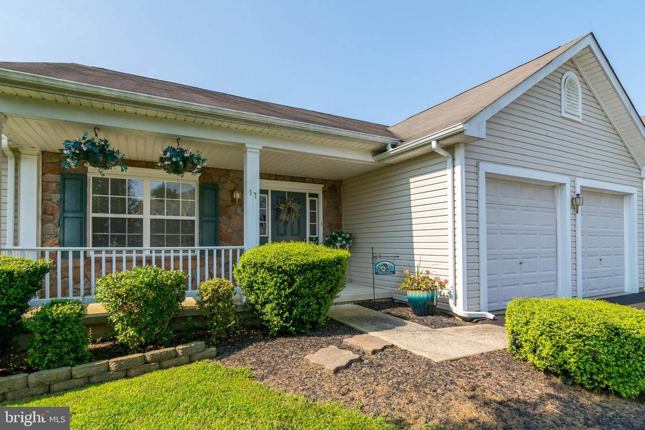 17 Needham Drive - Photo 1