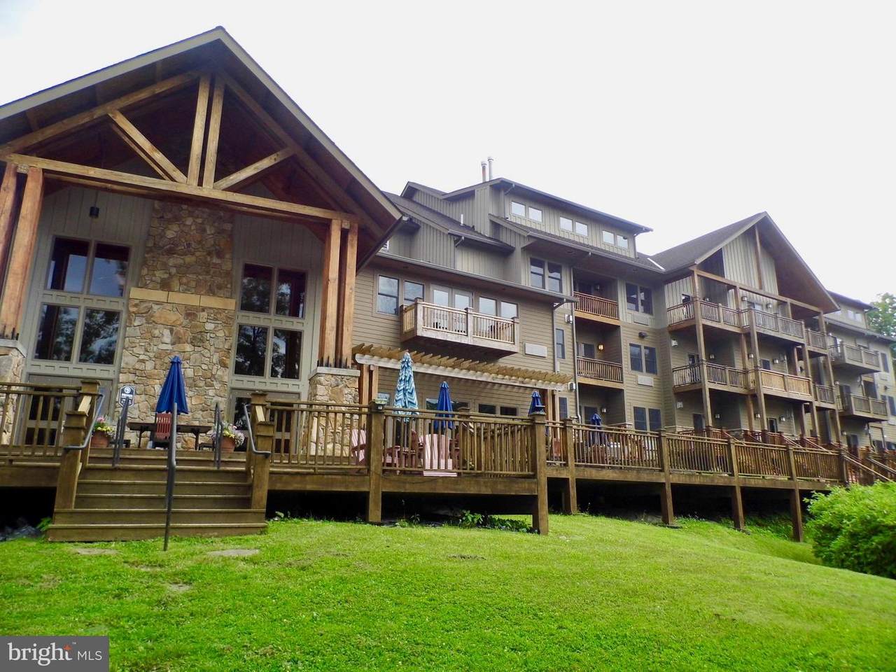 565 Glendale Road - Photo 1