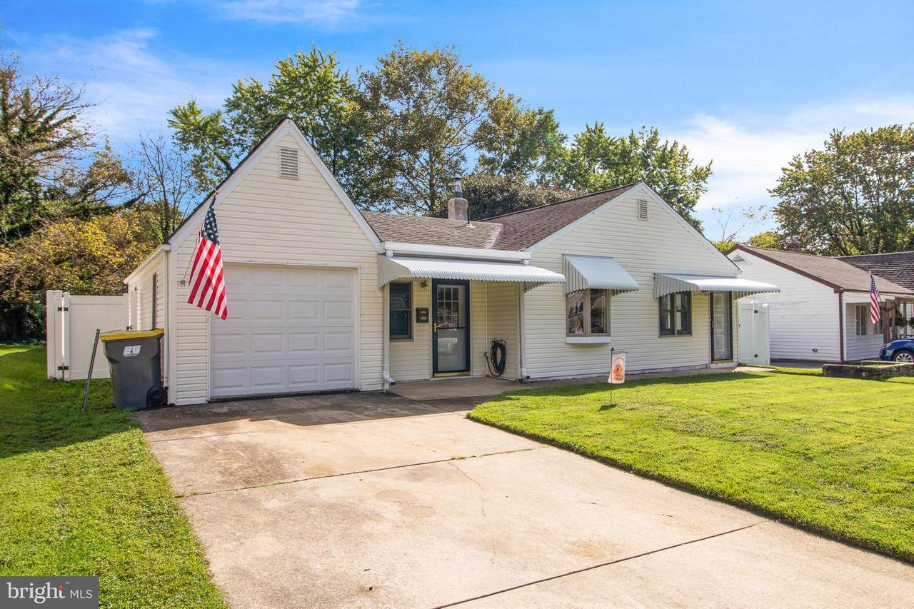 1604 Willow Run Drive - Photo 1