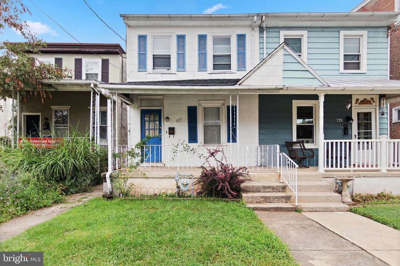 723 Haws Avenue - Photo 1