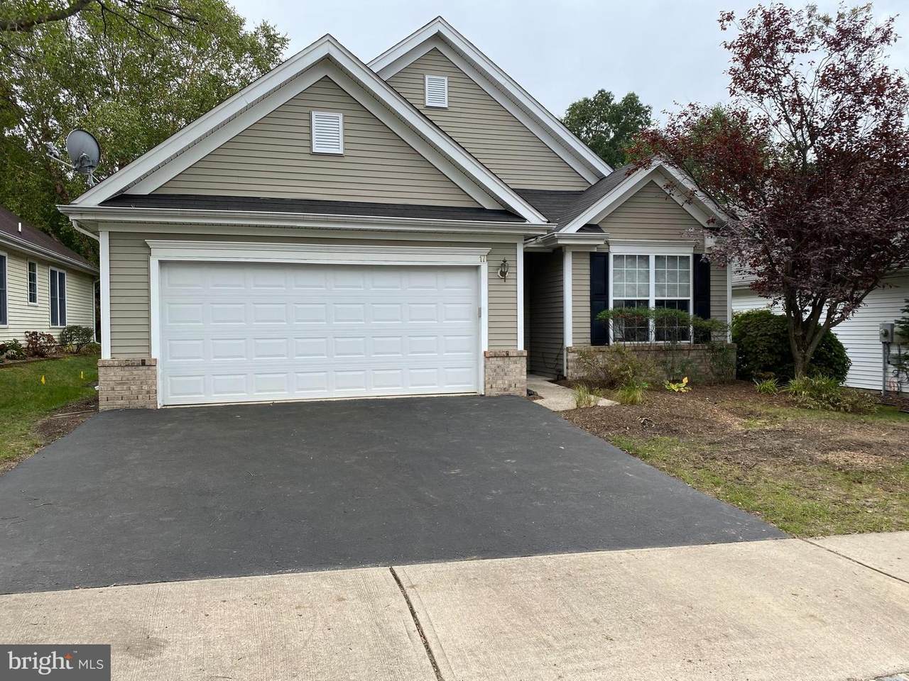 17 Honeyflower Drive - Photo 1