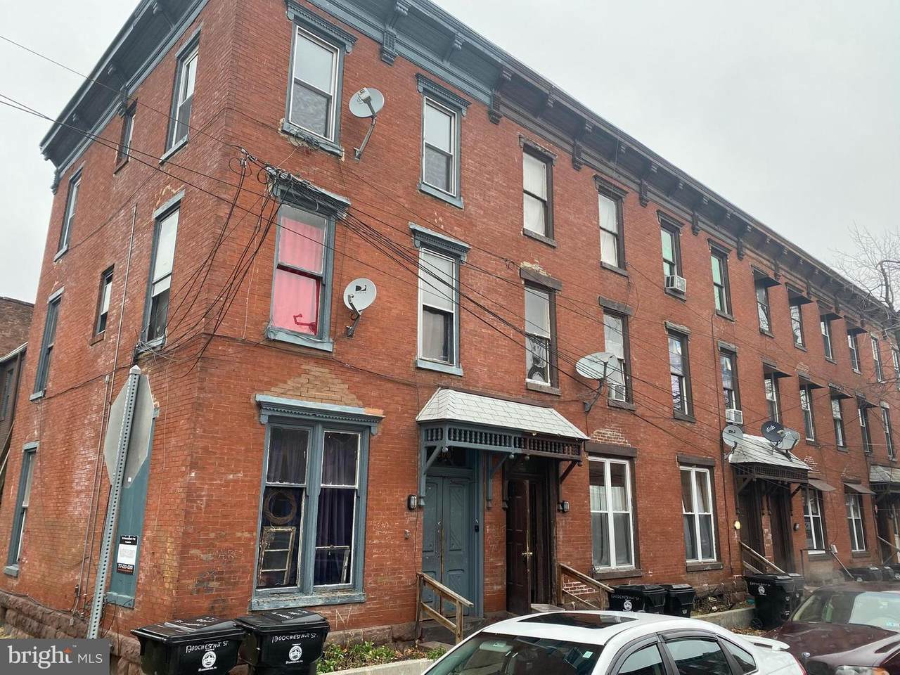 1200-1208 Chestnut Street - Photo 1