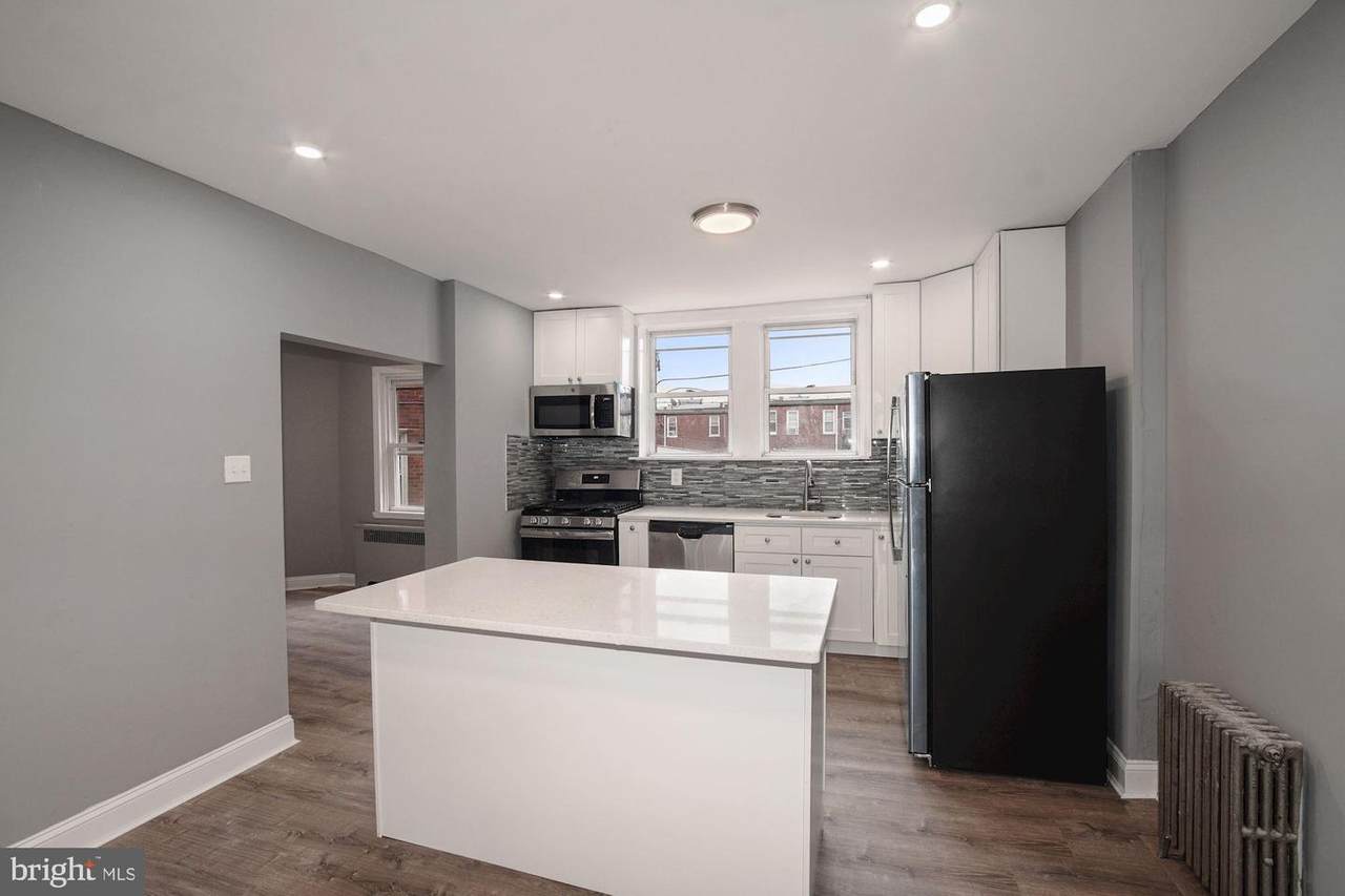 2300 79TH Avenue - Photo 1