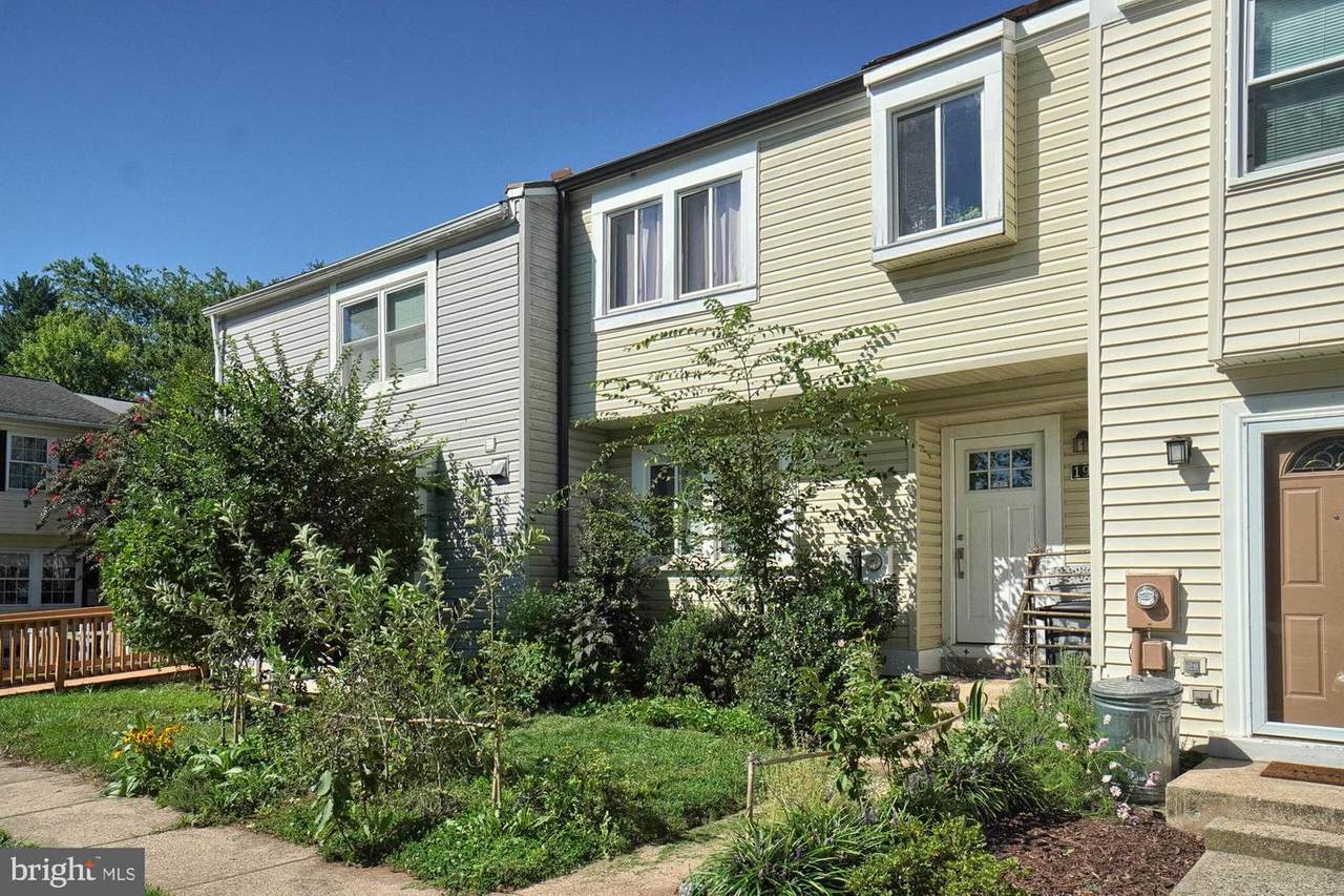 19552 Fisher Avenue - Photo 1