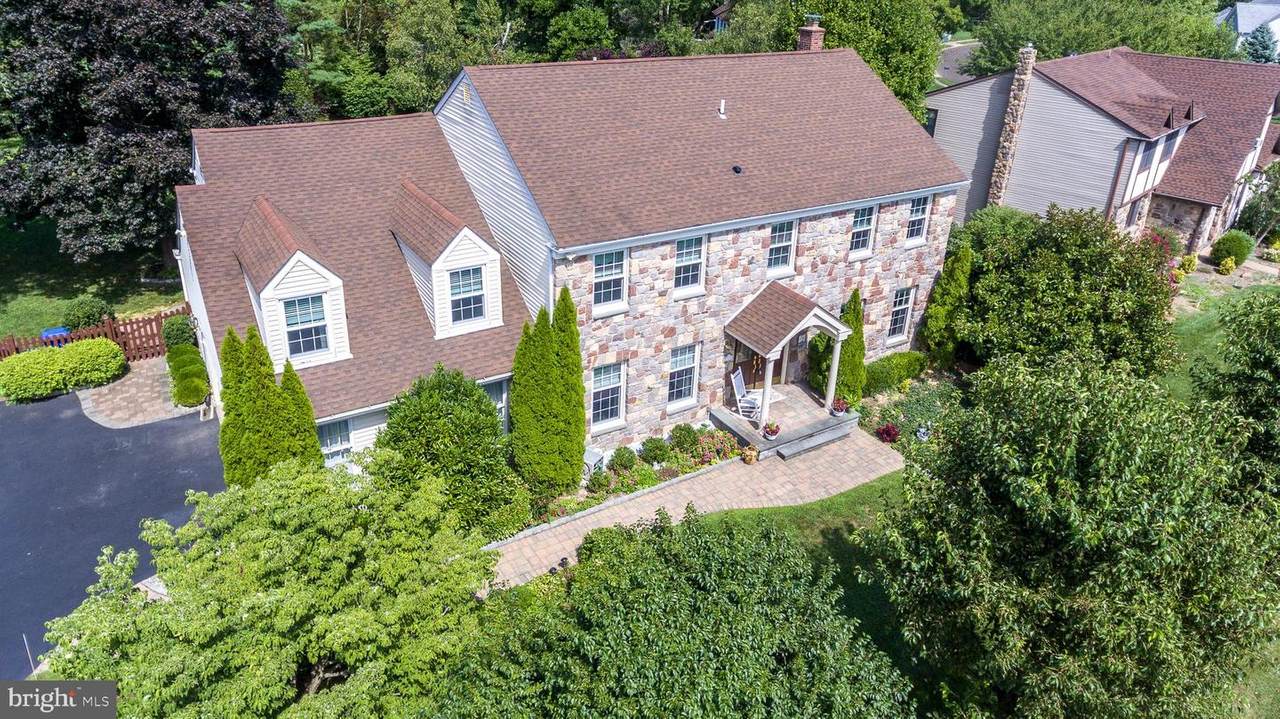 704 Wynnewood Drive - Photo 1