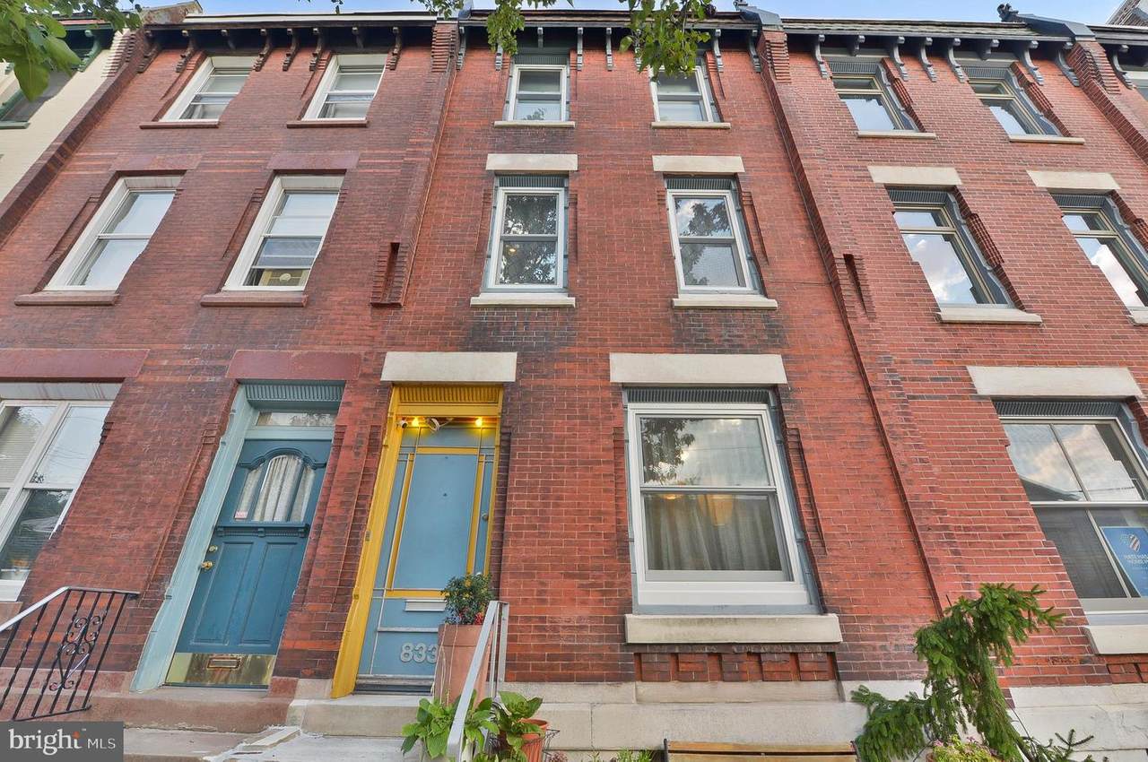 833 22ND Street - Photo 1