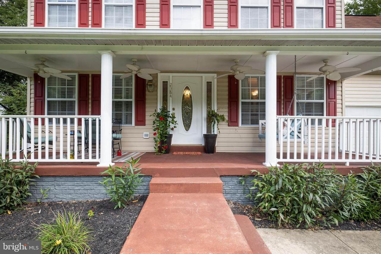 2384 Hampton Drive - Photo 1