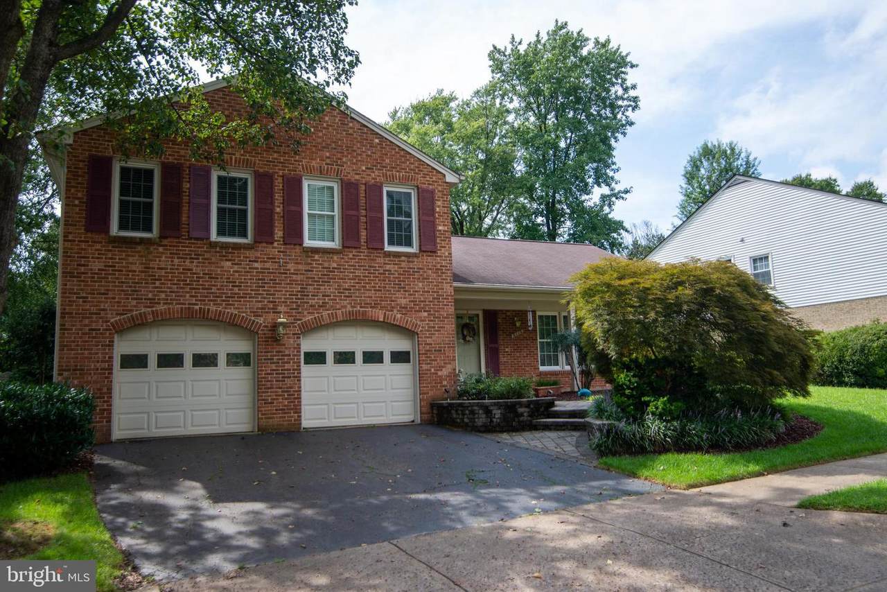 6116 Wicklow Drive - Photo 1