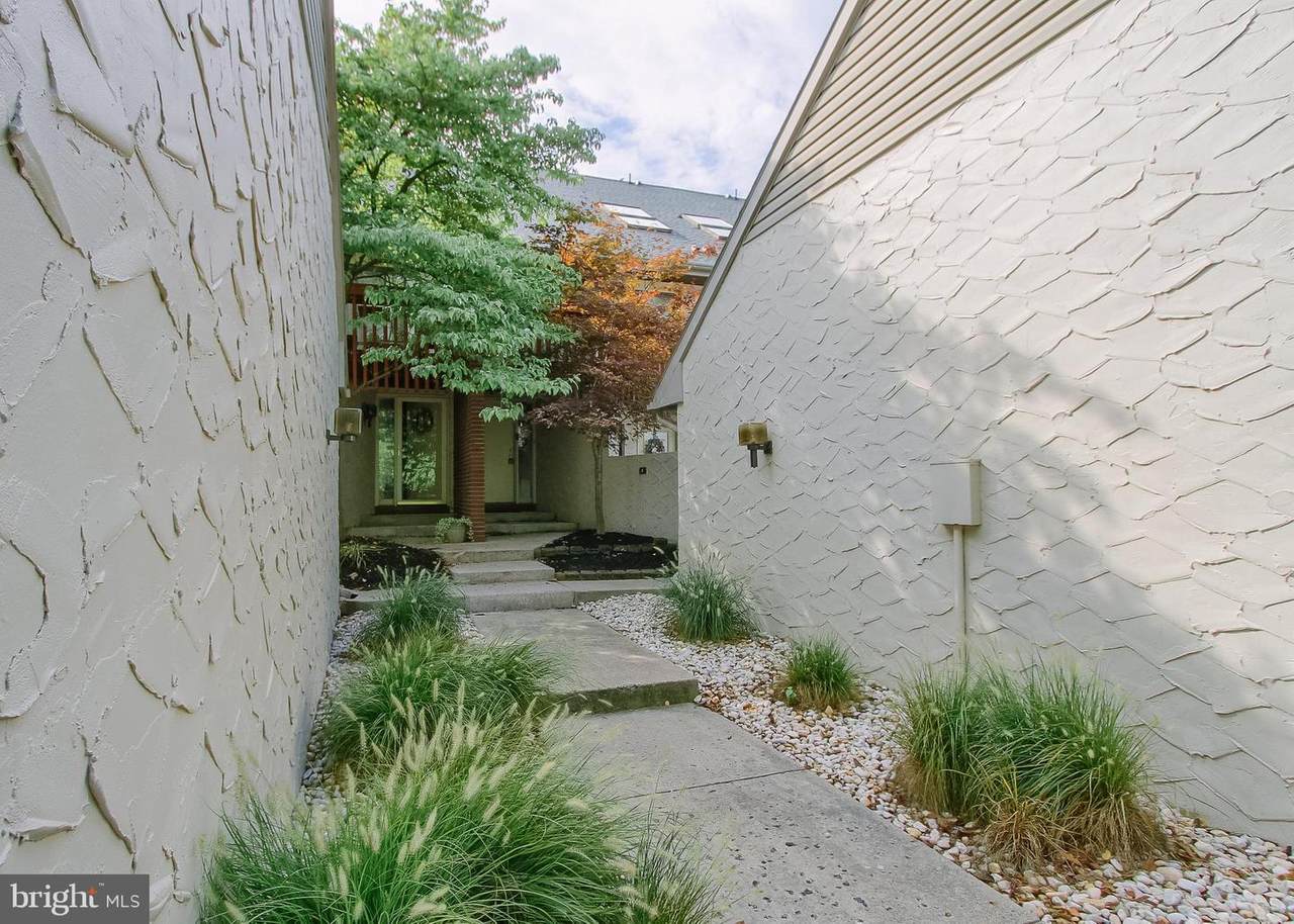 591 Geneva Drive - Photo 1