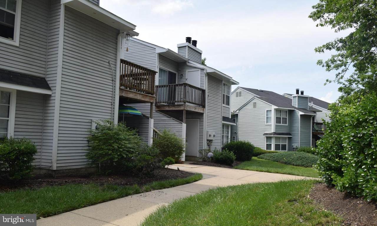 8625 Beekman Place - Photo 1
