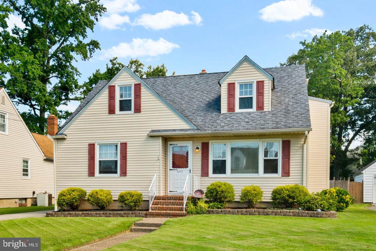 5047 Elvena Avenue - Photo 1