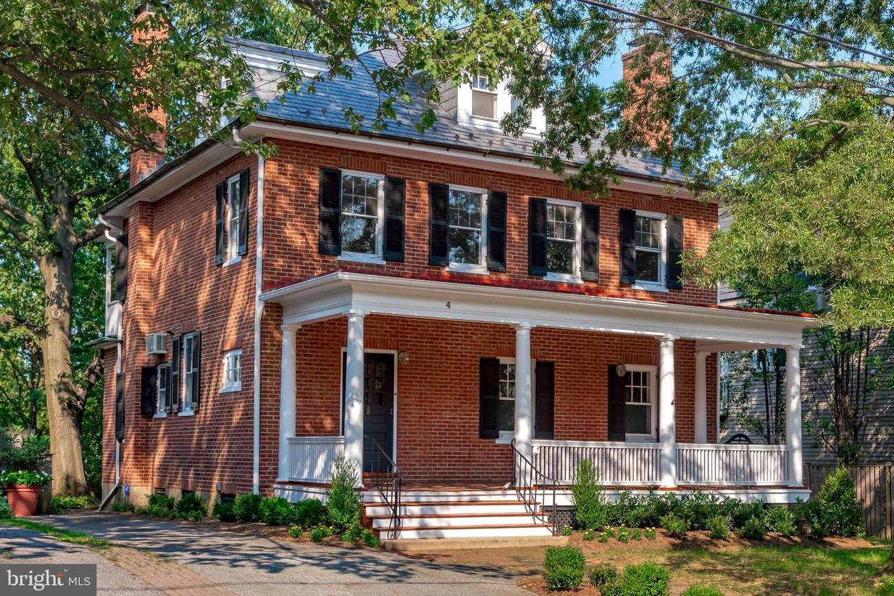 4 Southgate Avenue - Photo 1