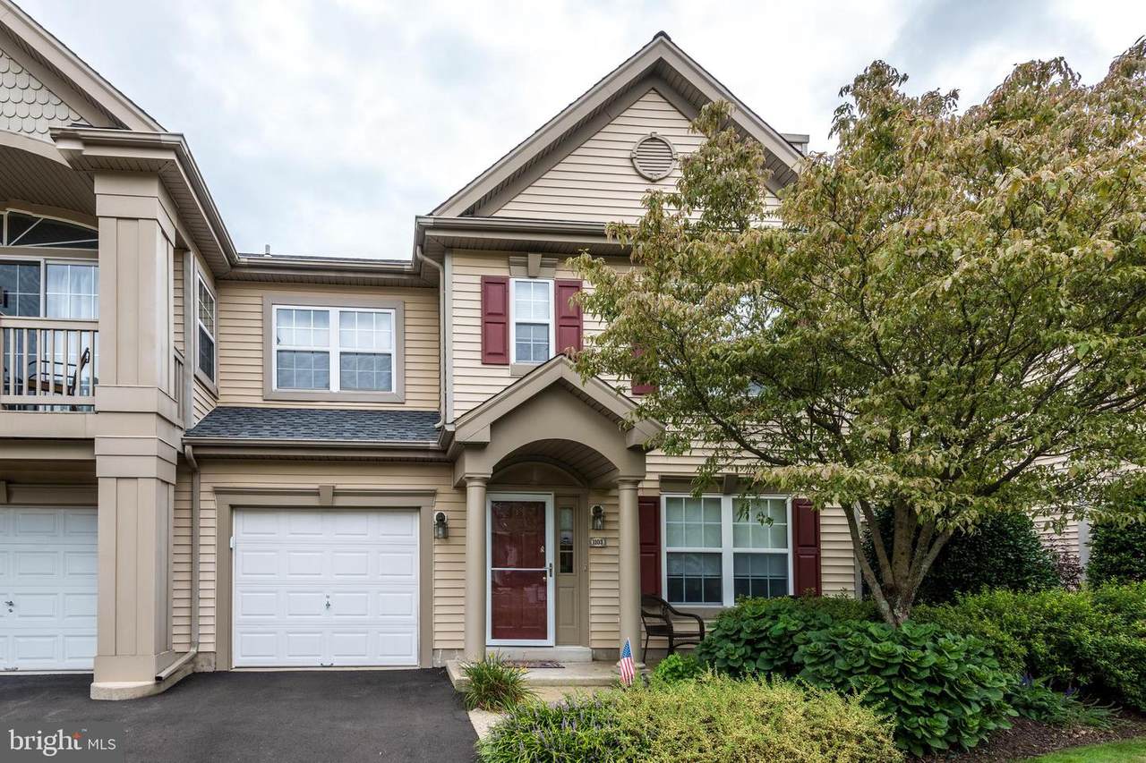 1103 Julian Dr W - Photo 1