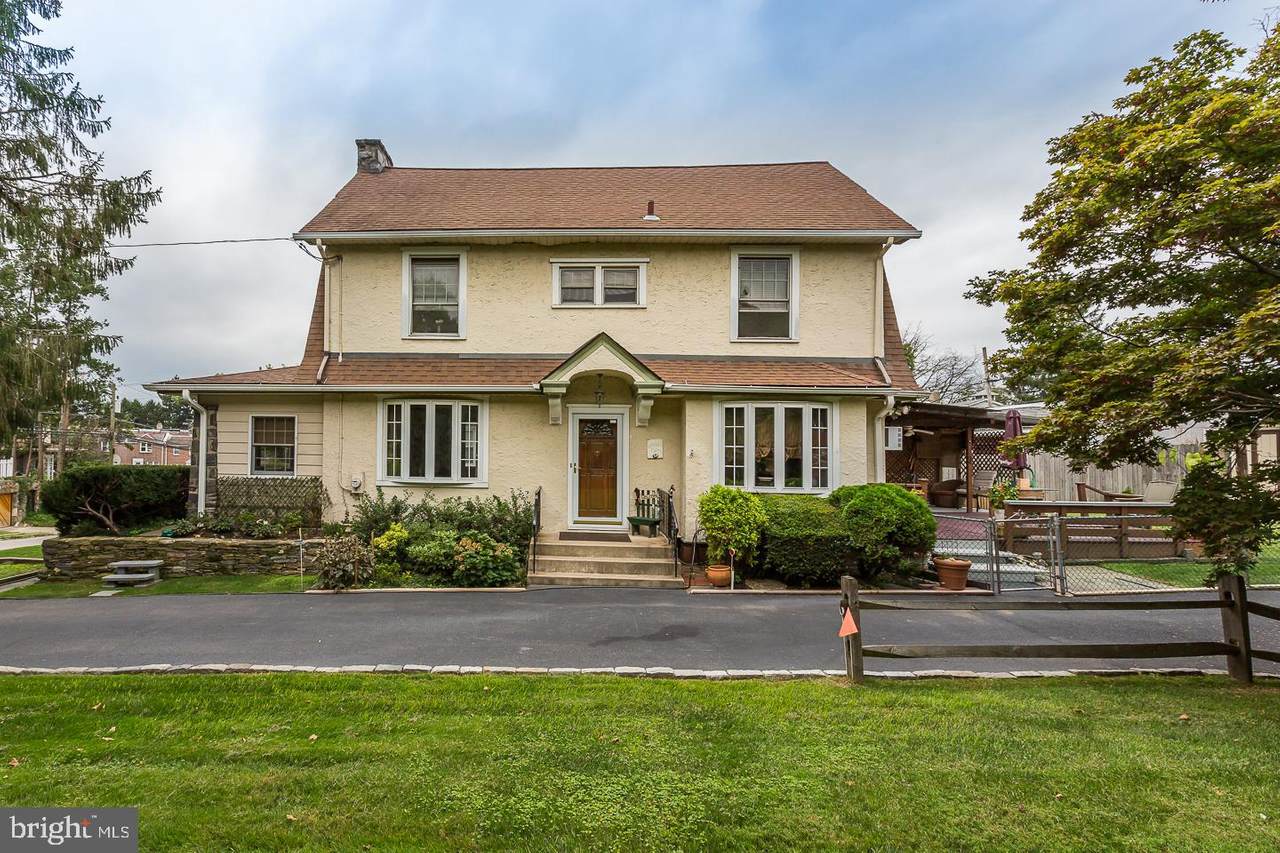 410 Cedar Lane - Photo 1
